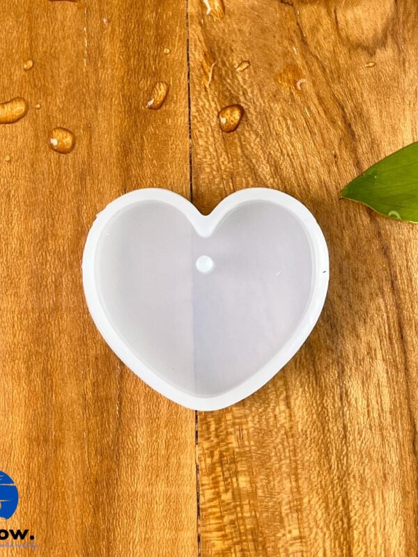 Small Heart Keychain Silicone Mould – DIY Resin Jewelry